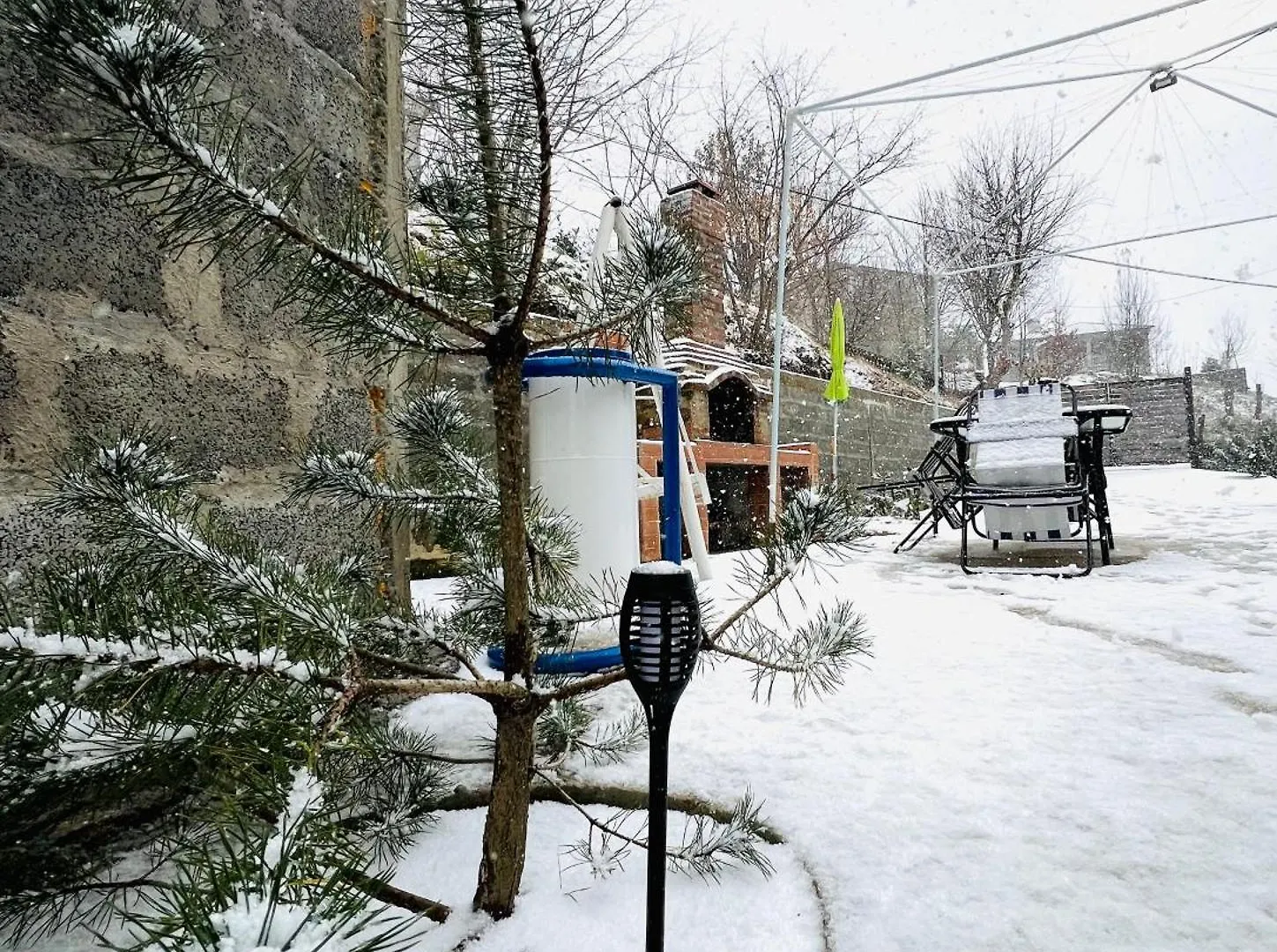 Шале Wayside Cottage Livia Батуми