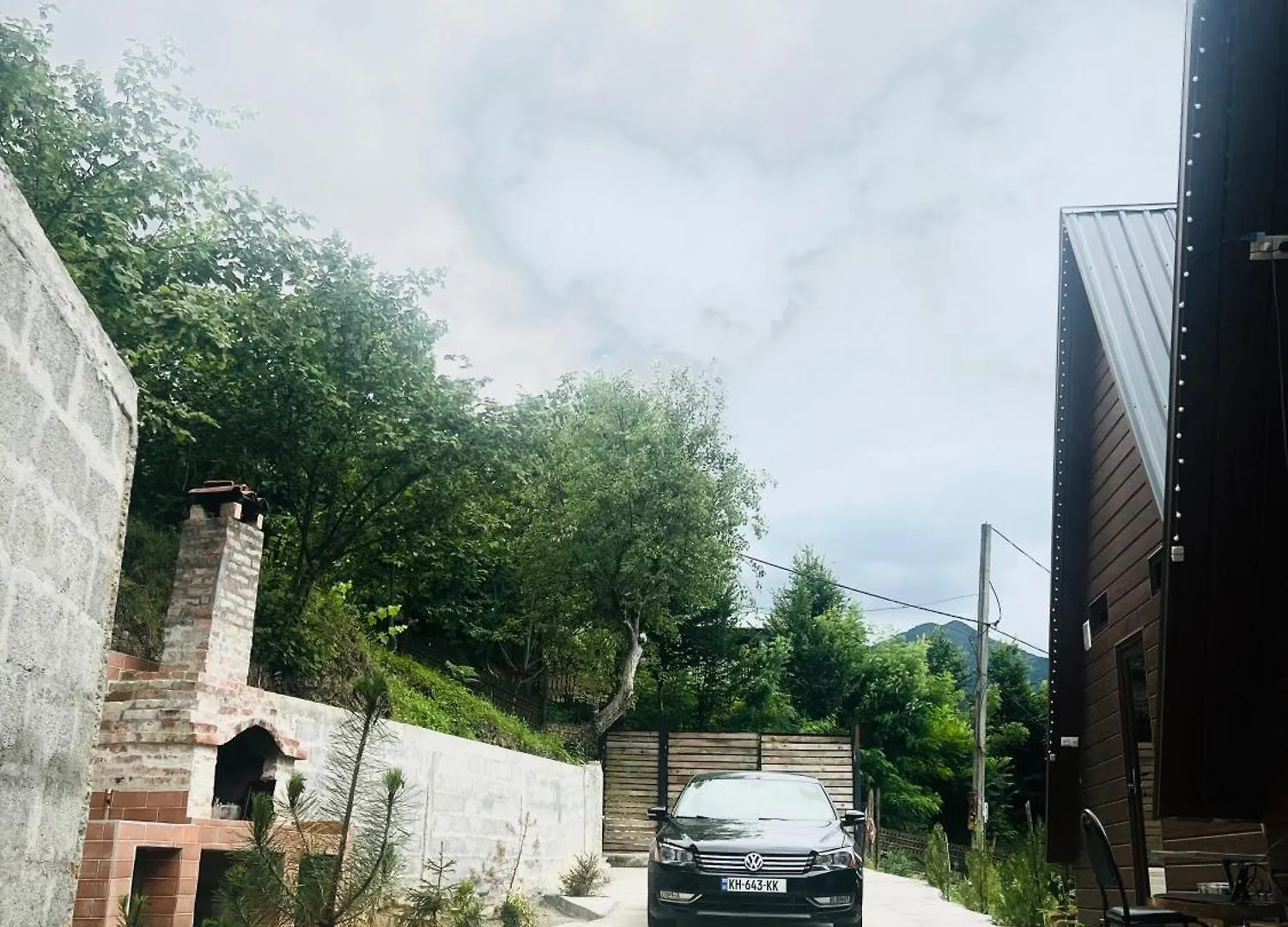 Wayside Cottage Livia Батуми