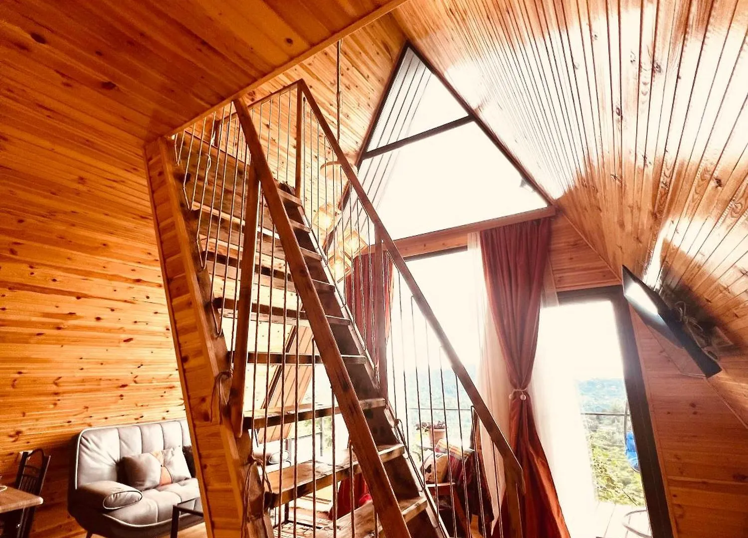 Wayside Cottage Livia Батуми Шале