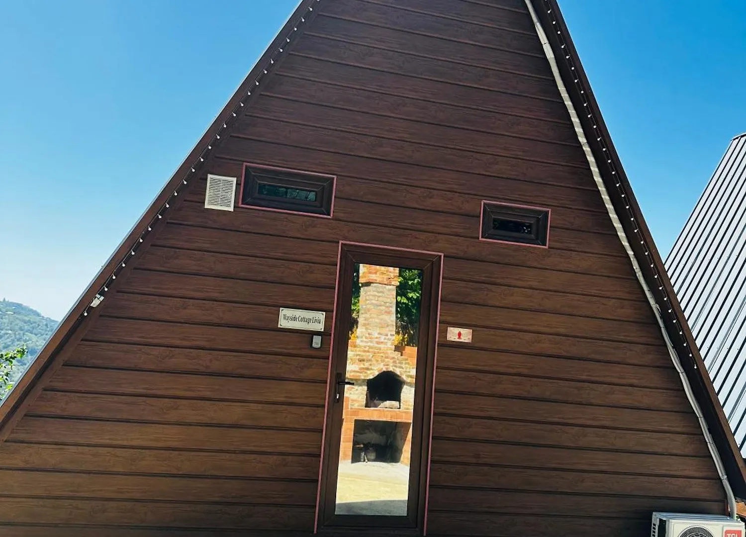 Wayside Cottage Livia Батуми Грузия