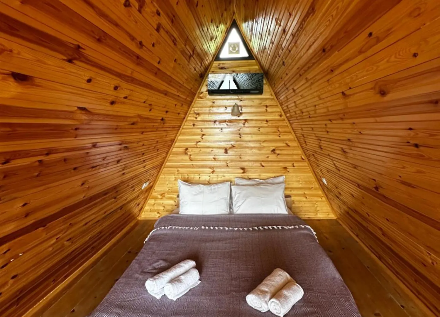 Wayside Cottage Livia Батуми Шале
