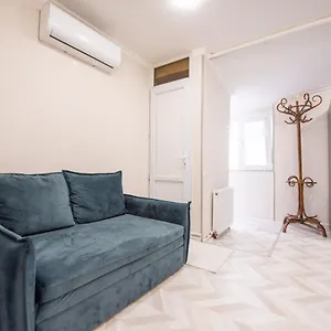 Old Town-booking Тбилиси